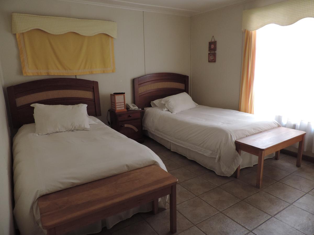 Hostal Oro Fueguino 푼타아레나스 외부 사진