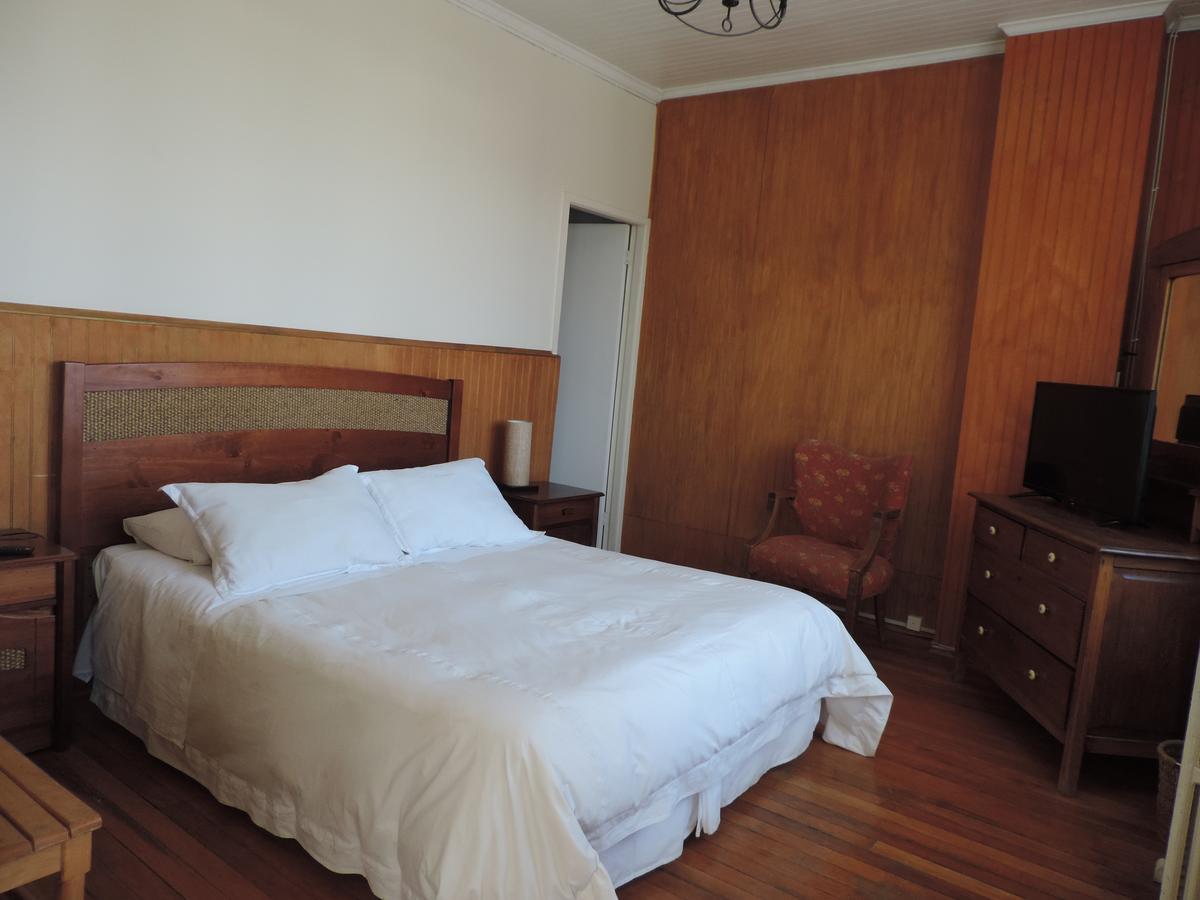 Hostal Oro Fueguino 푼타아레나스 외부 사진